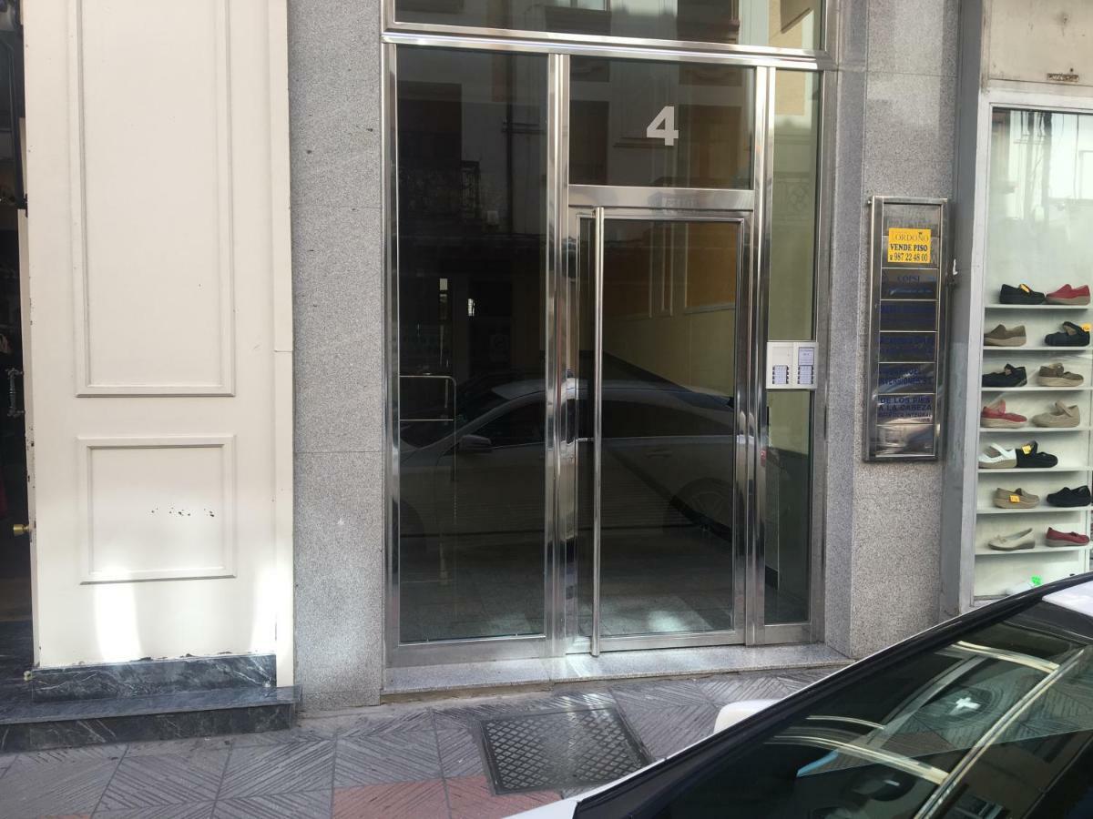 Apartamentos Gyc Viviendas Deluxe León Dış mekan fotoğraf